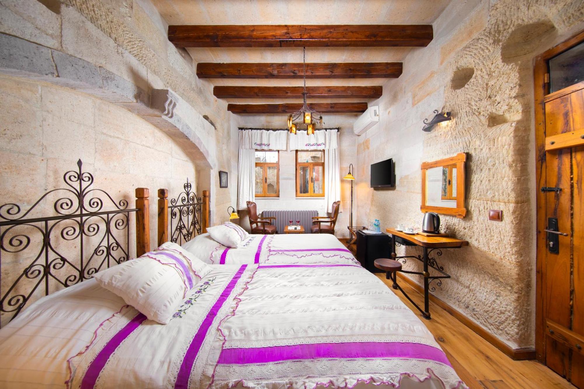 Terra Cave Hotel Гореме Экстерьер фото