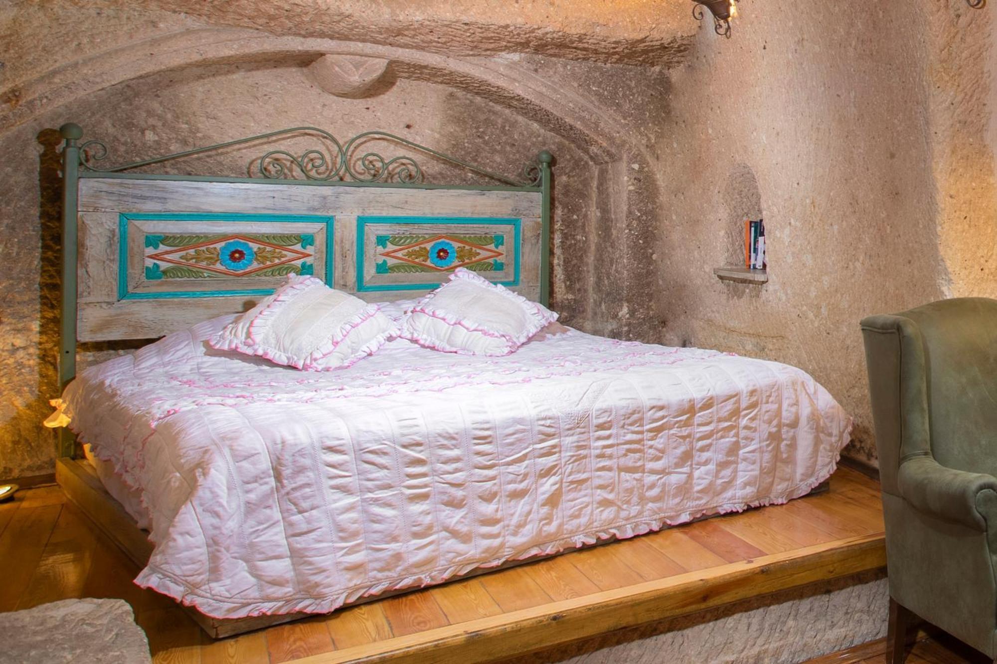 Terra Cave Hotel Гореме Экстерьер фото