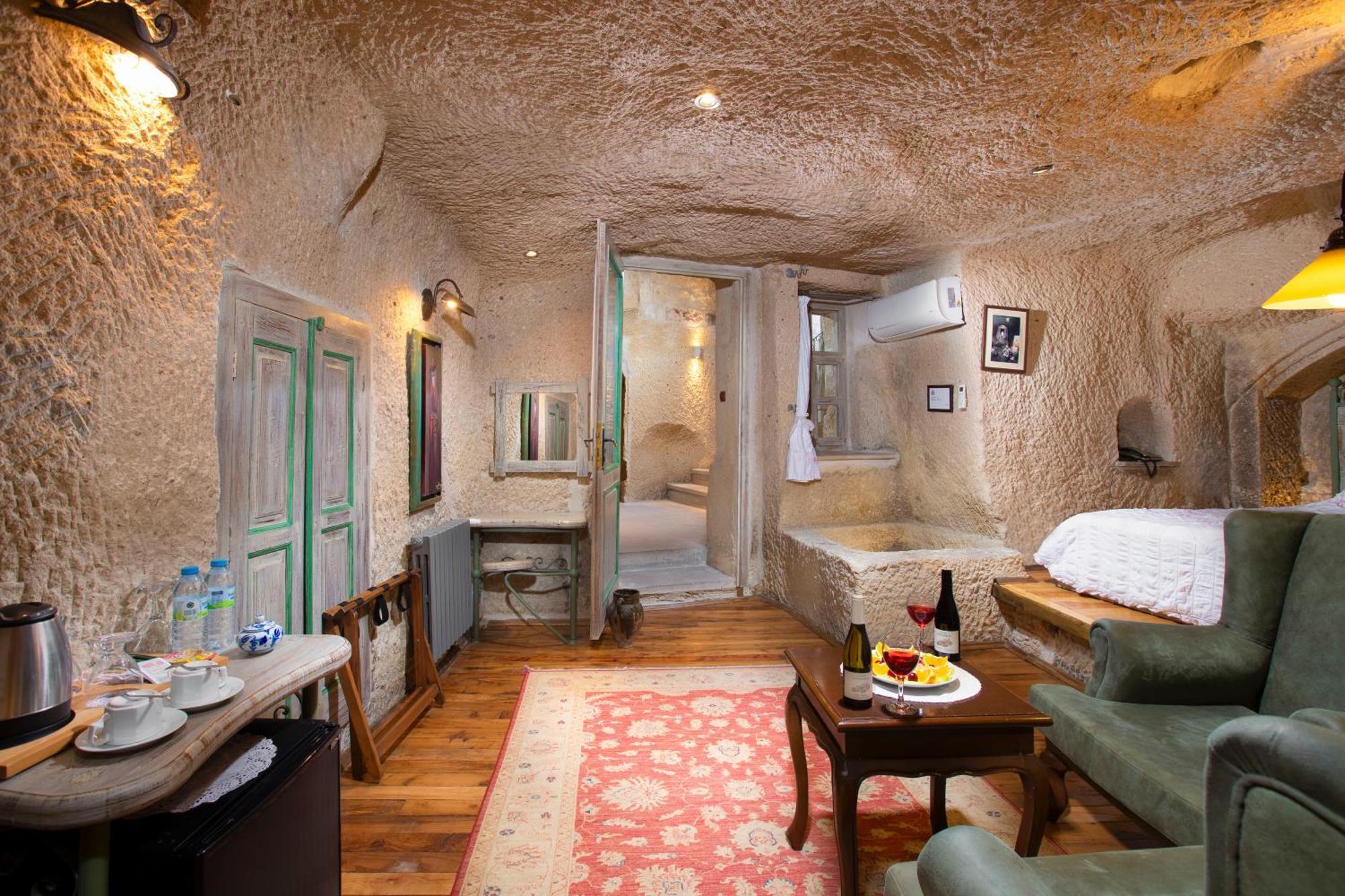 Terra Cave Hotel Гореме Экстерьер фото