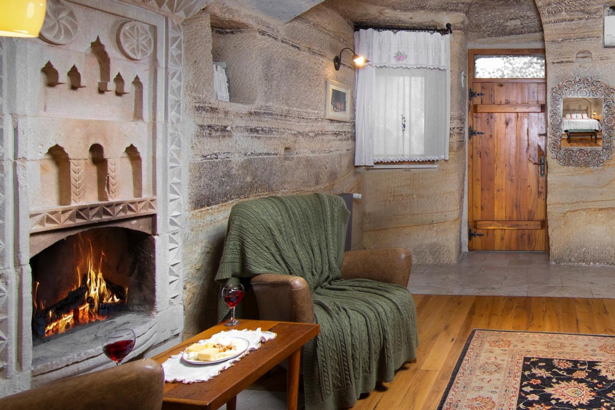 Terra Cave Hotel Гореме Экстерьер фото