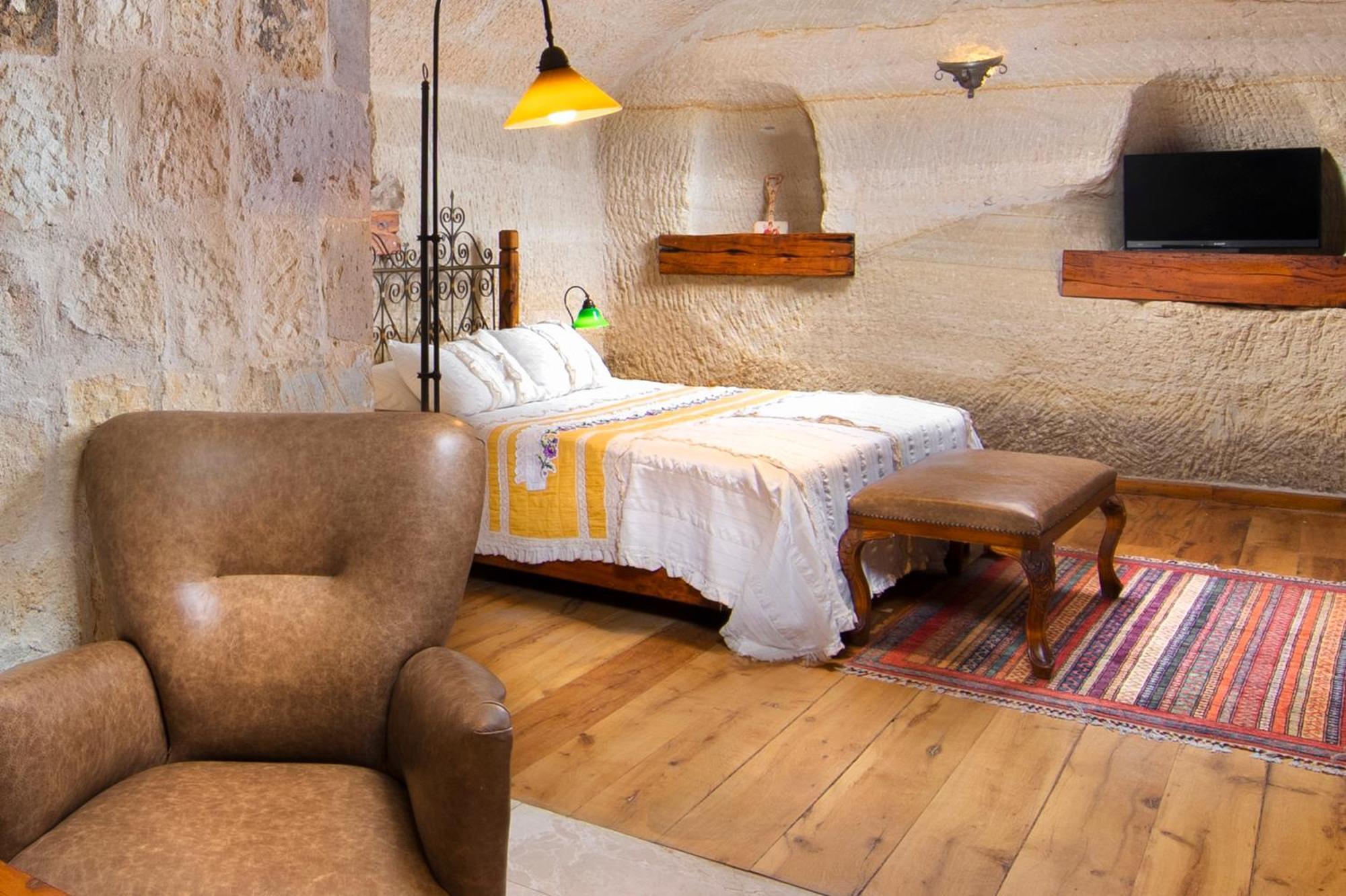 Terra Cave Hotel Гореме Экстерьер фото