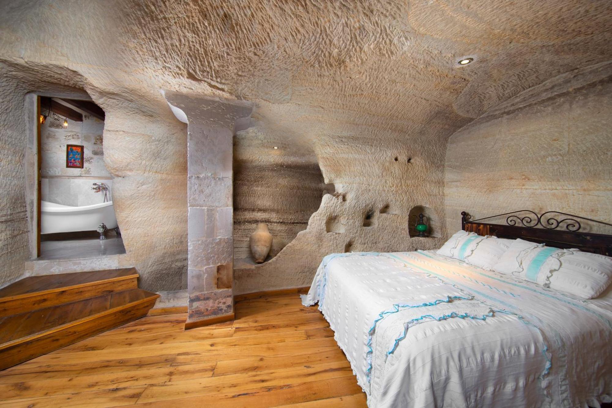 Terra Cave Hotel Гореме Экстерьер фото