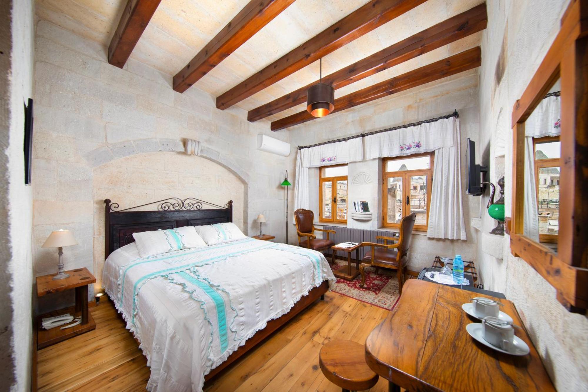 Terra Cave Hotel Гореме Экстерьер фото